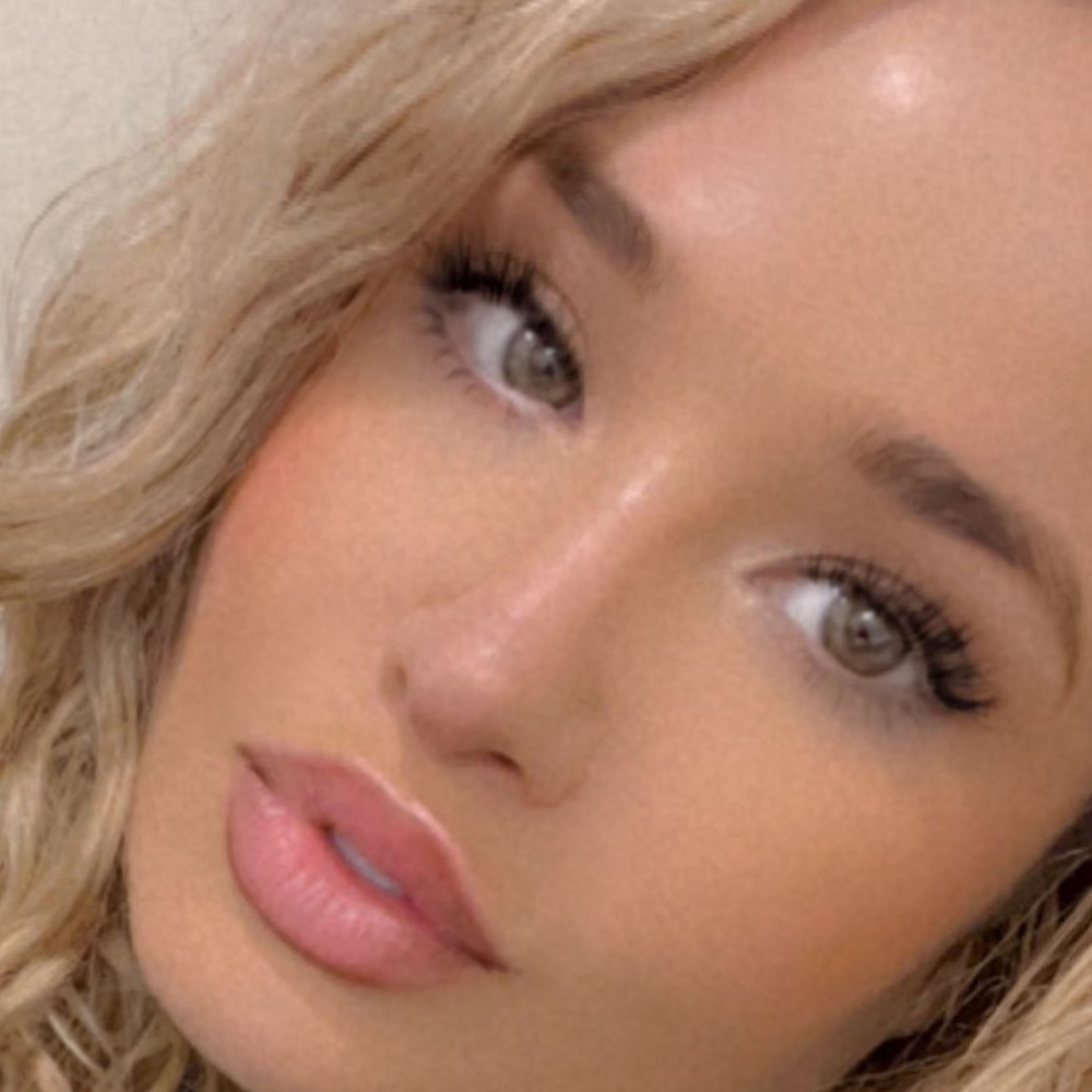 Meet your Posher, Jenna